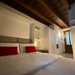 Domus Solarii 3*