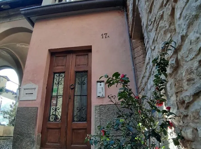 Domus Solarii 게스트하우스